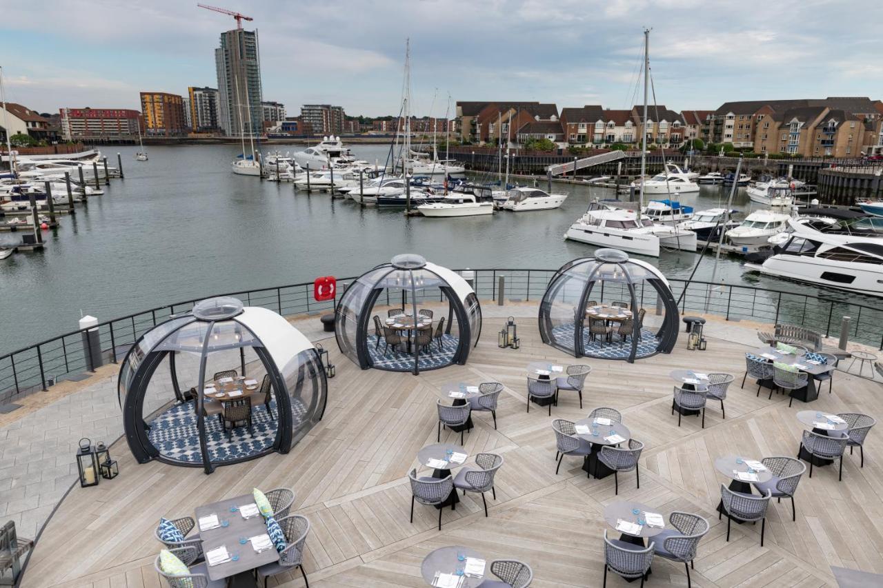 Harbour Hotel & Spa Southampton Eksteriør billede The Deck at Gunwharf Quays