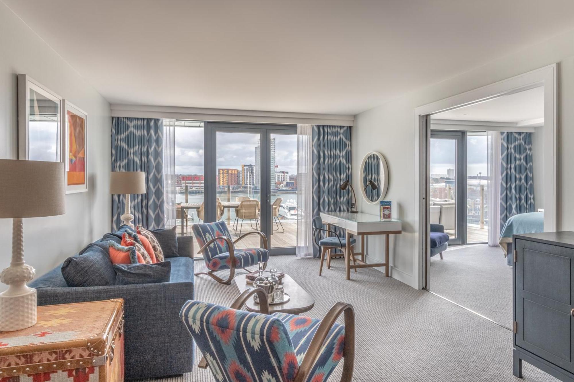 Harbour Hotel & Spa Southampton Værelse billede A living room at The Drake