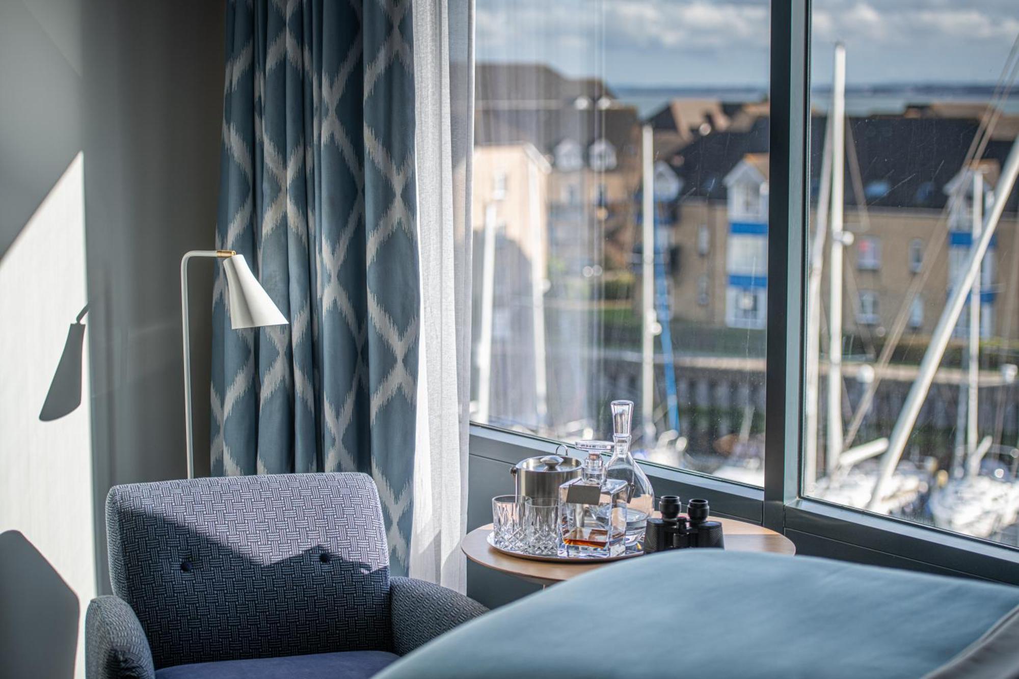 Harbour Hotel & Spa Southampton Eksteriør billede A room at the hotel